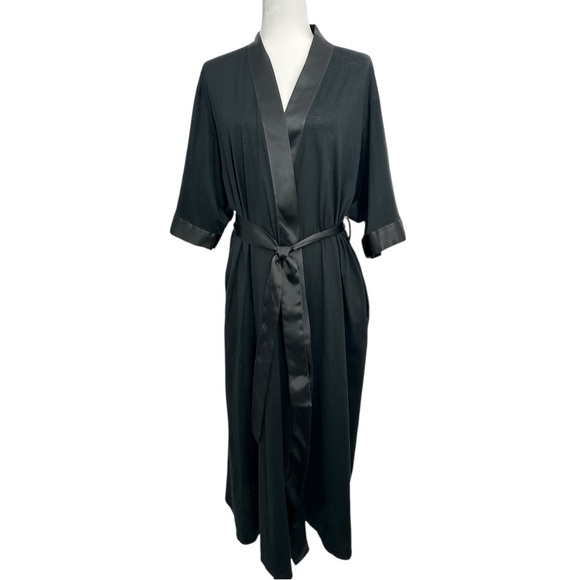 Hanro Other - Hanro Long Women’s Robe Black